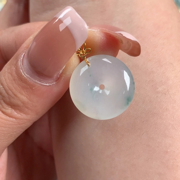 翡翠颈饰18K金镶嵌平安扣