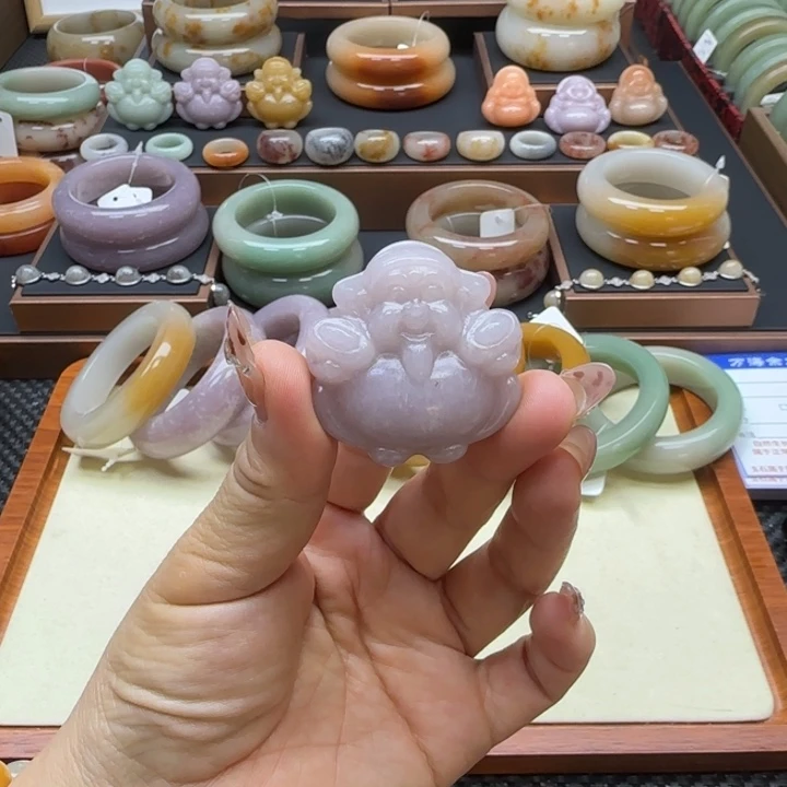 石英岩玉未镶嵌手镯