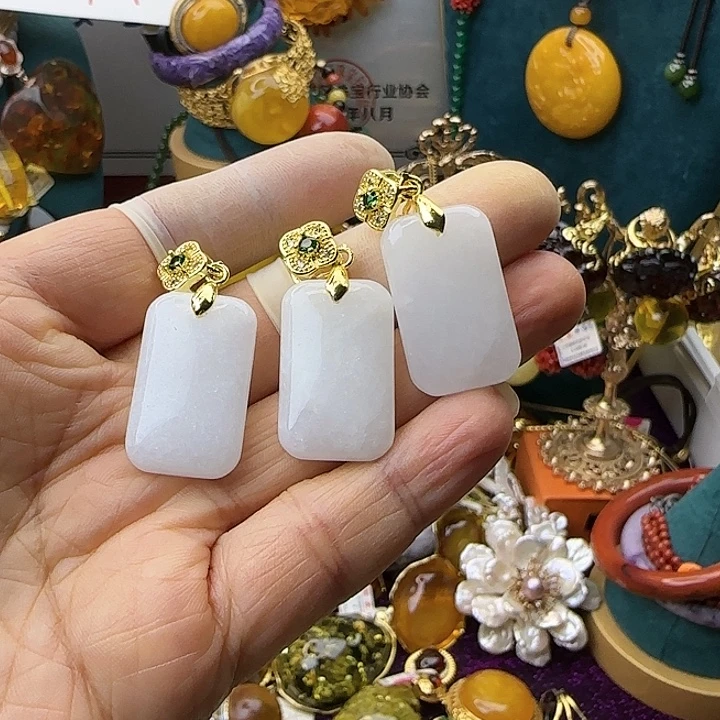 琥珀银S925镀金镶嵌颈饰