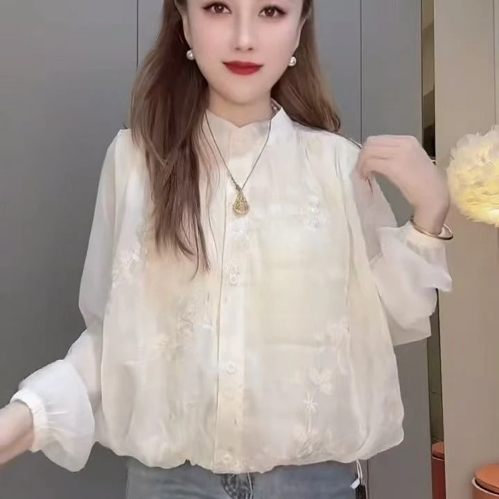 2025春季新款重工钩花刺绣衬衫气质显瘦小众设计感甜美百搭上衣女