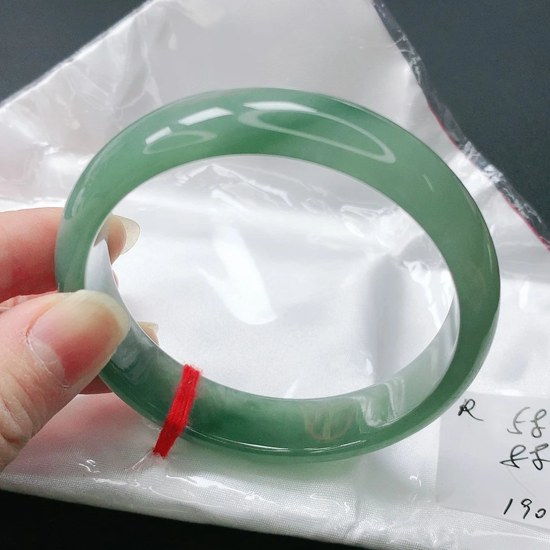 翡翠手镯未镶嵌缅甸天然A货翡翠