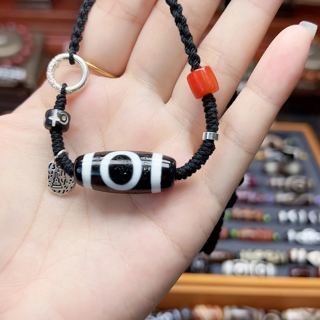 玛瑙/玉髓颈饰合金