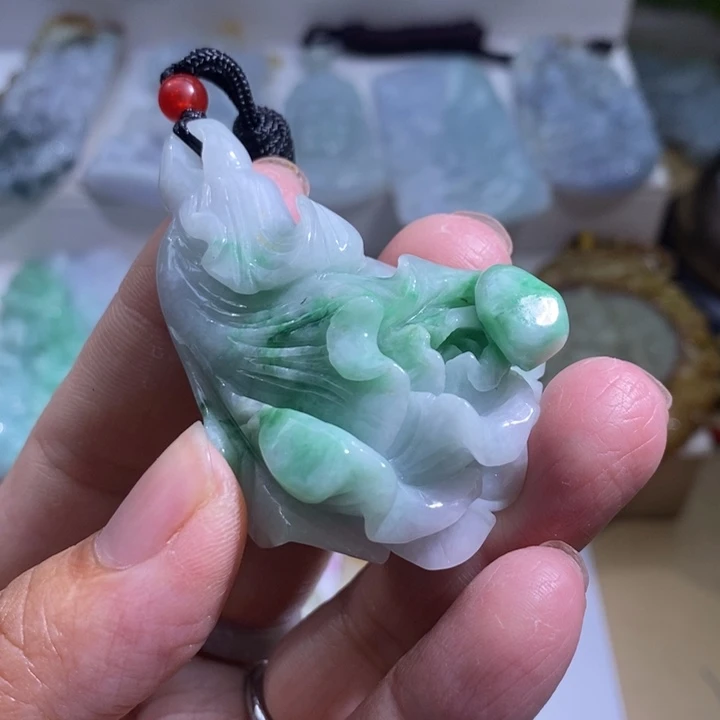 【闪购商品】颈饰未镶嵌翡翠菜