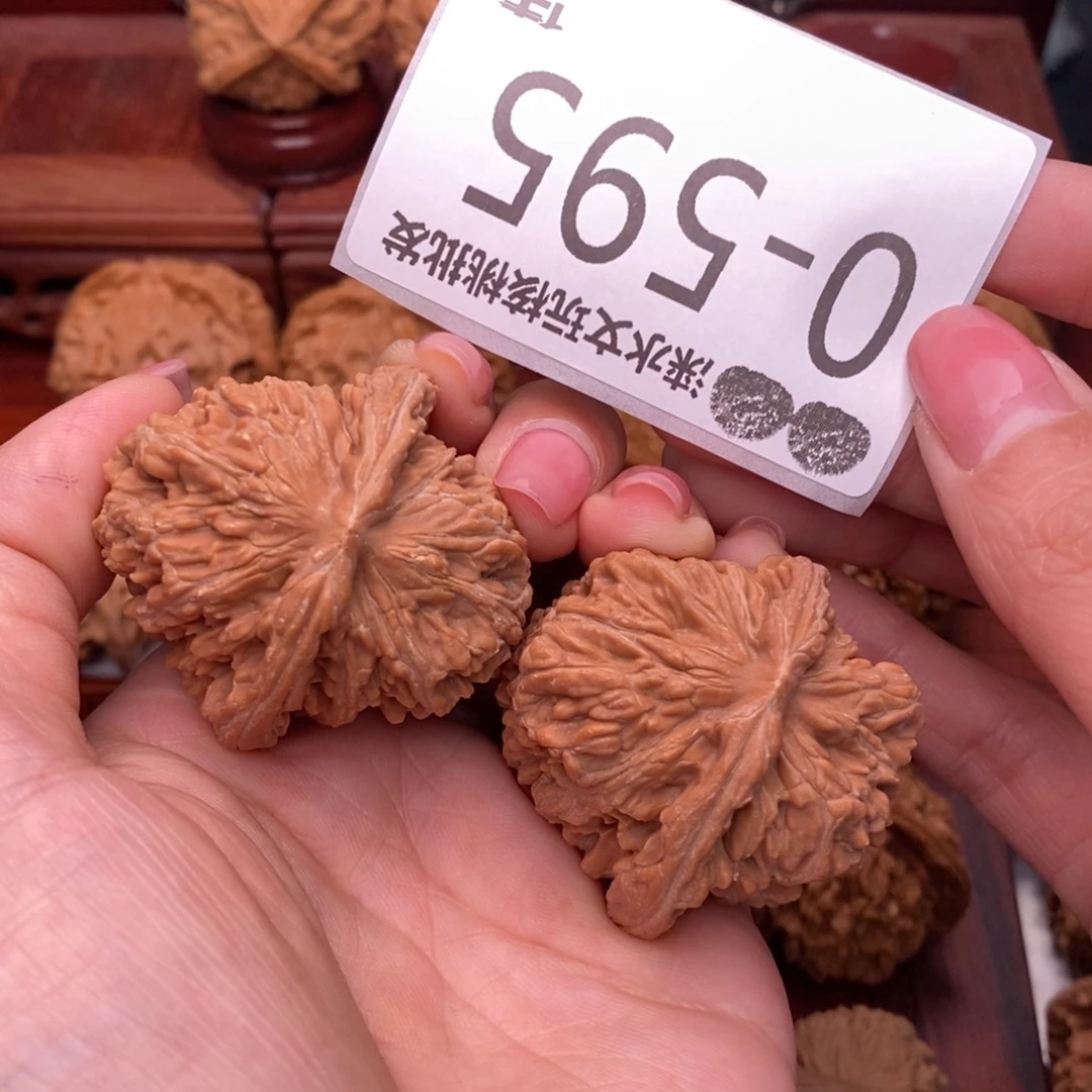 文玩核桃把件41四座楼