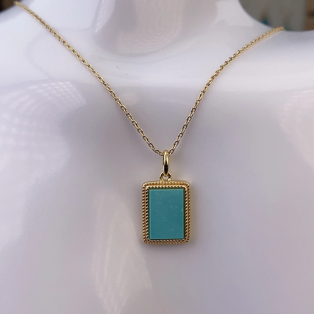 绿松石合金颈饰绿松石合金颈饰