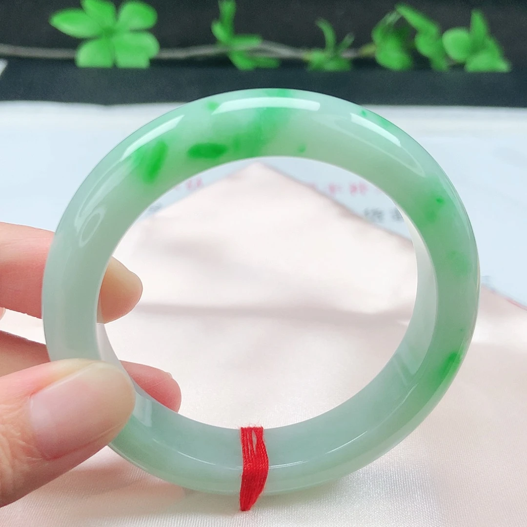 未镶嵌手镯翡翠55圈