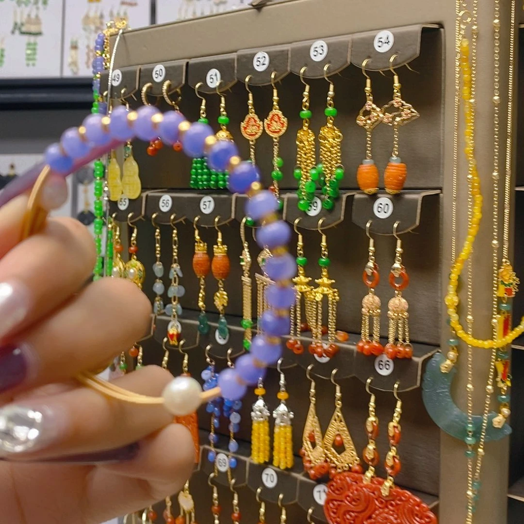 翡翠合金耳饰翡翠