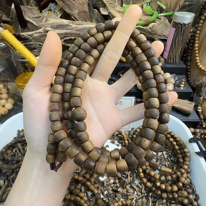 沉香碎屑沉香海南乌身圆叶0.9大44克➕沉香碎屑多样性