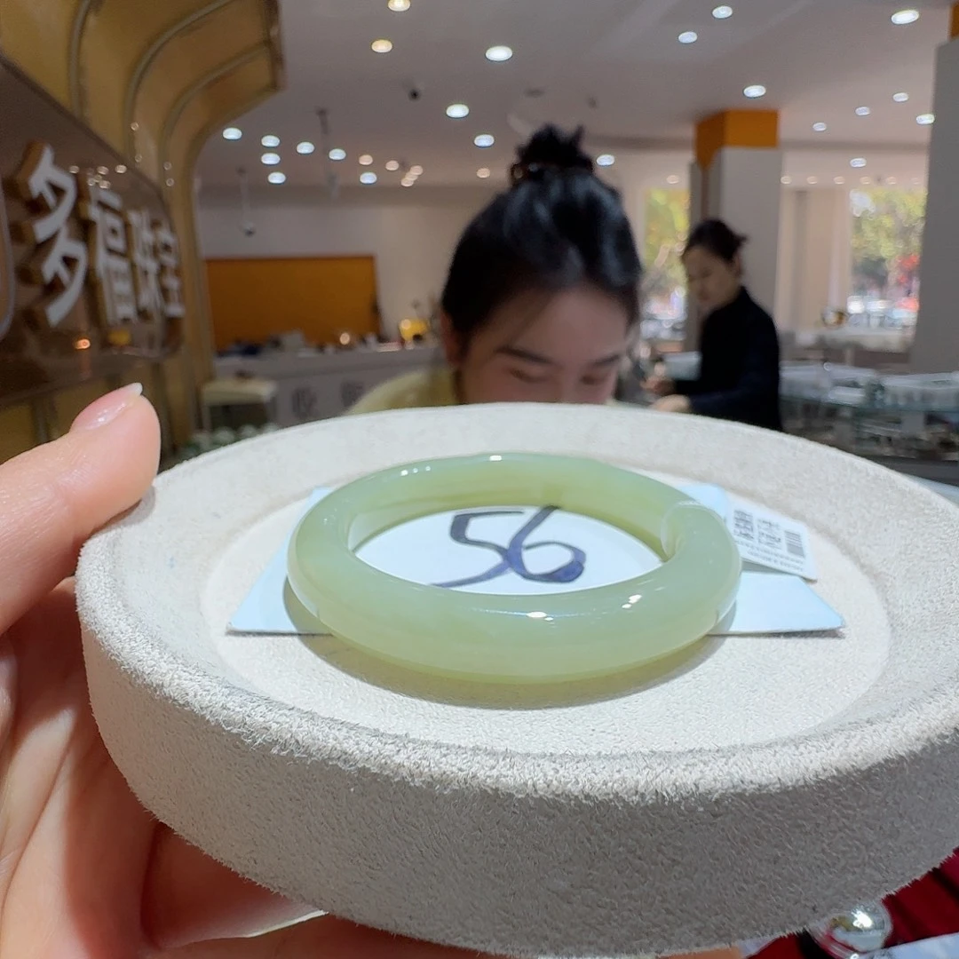 和田玉未镶嵌手镯161