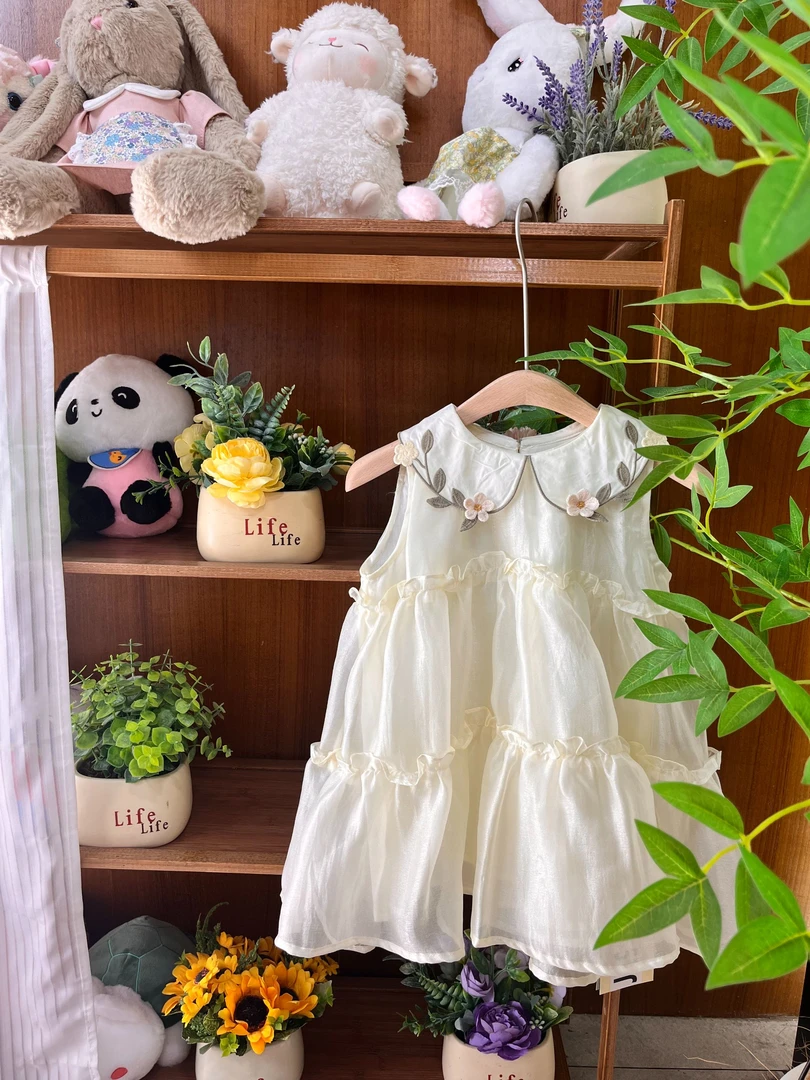 J19“香草冰淇淋”2025夏新款女童娃娃领洋气夏天甜美无袖连衣裙