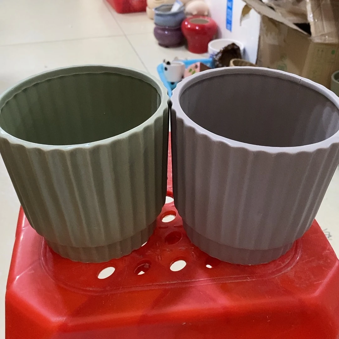 摆件陶盆有孔 瑕疵介意勿拍