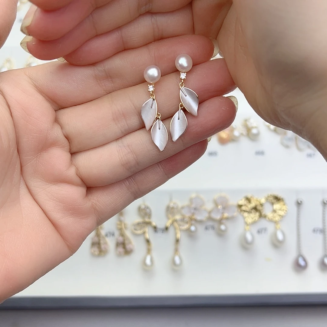 银S925镶嵌淡水珍珠耳饰