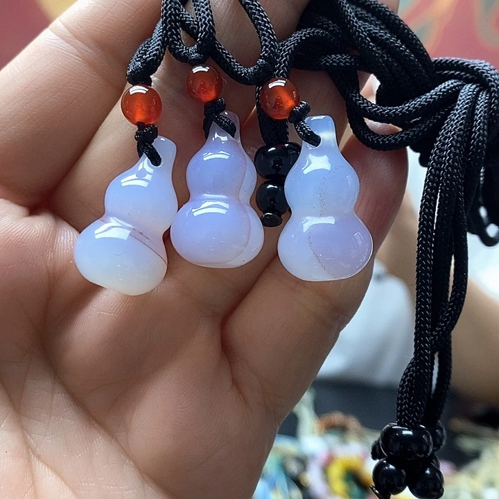 玛瑙/玉髓颈饰合金多样性发其一