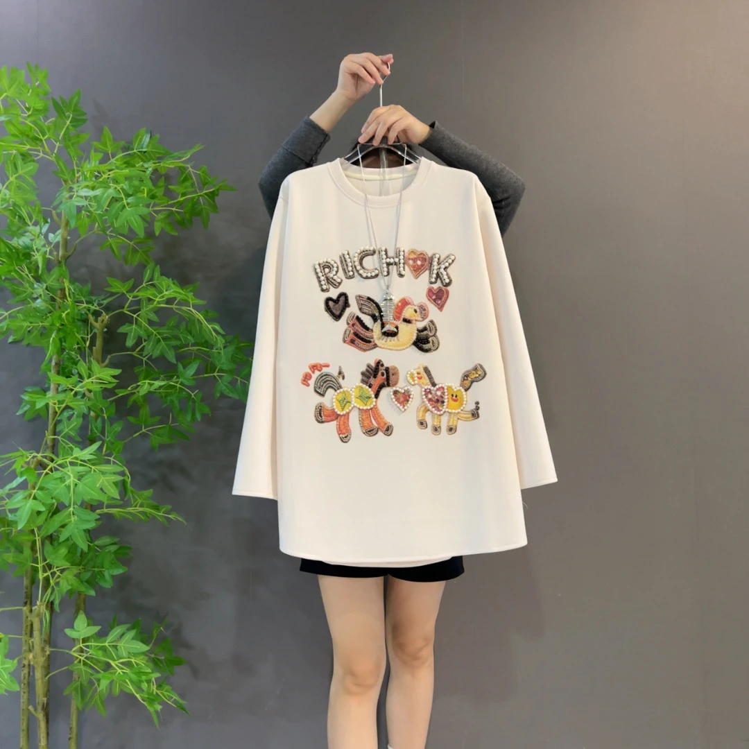 2025欧货新款洋气重工钉珠彩色小马气质设计感休闲大码T恤女装