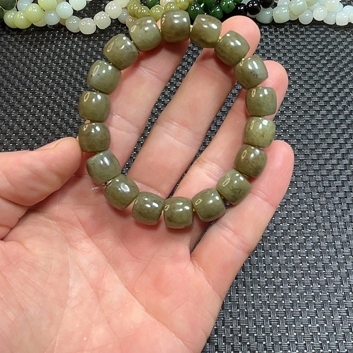 和田玉未镶嵌手链