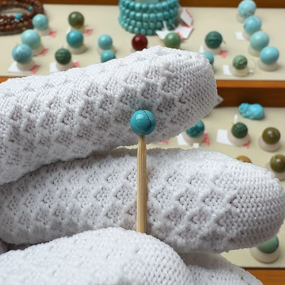 无***惧绿松石未镶嵌珠宝奇石