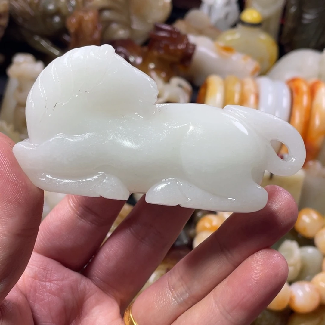 无***）和田玉未镶嵌把件