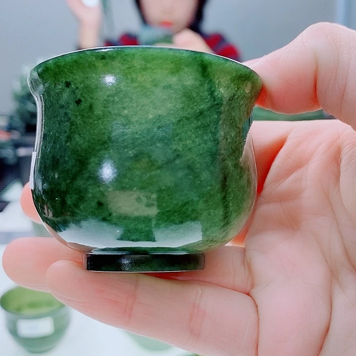 和田玉未镶嵌把件