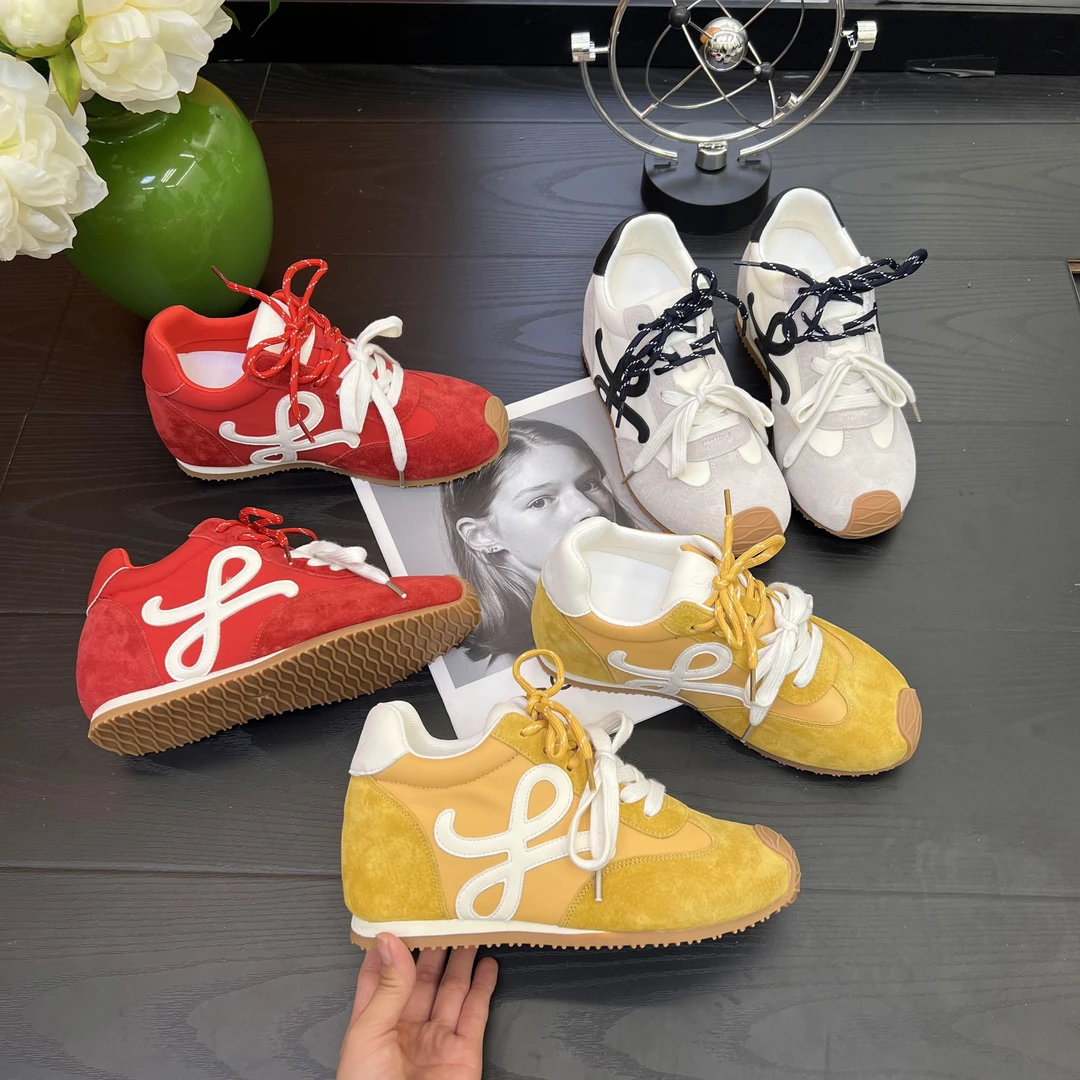 【罗小姐】~7cm内增高歪头德训鞋女2025春夏爆款新款阿甘鞋休闲板鞋