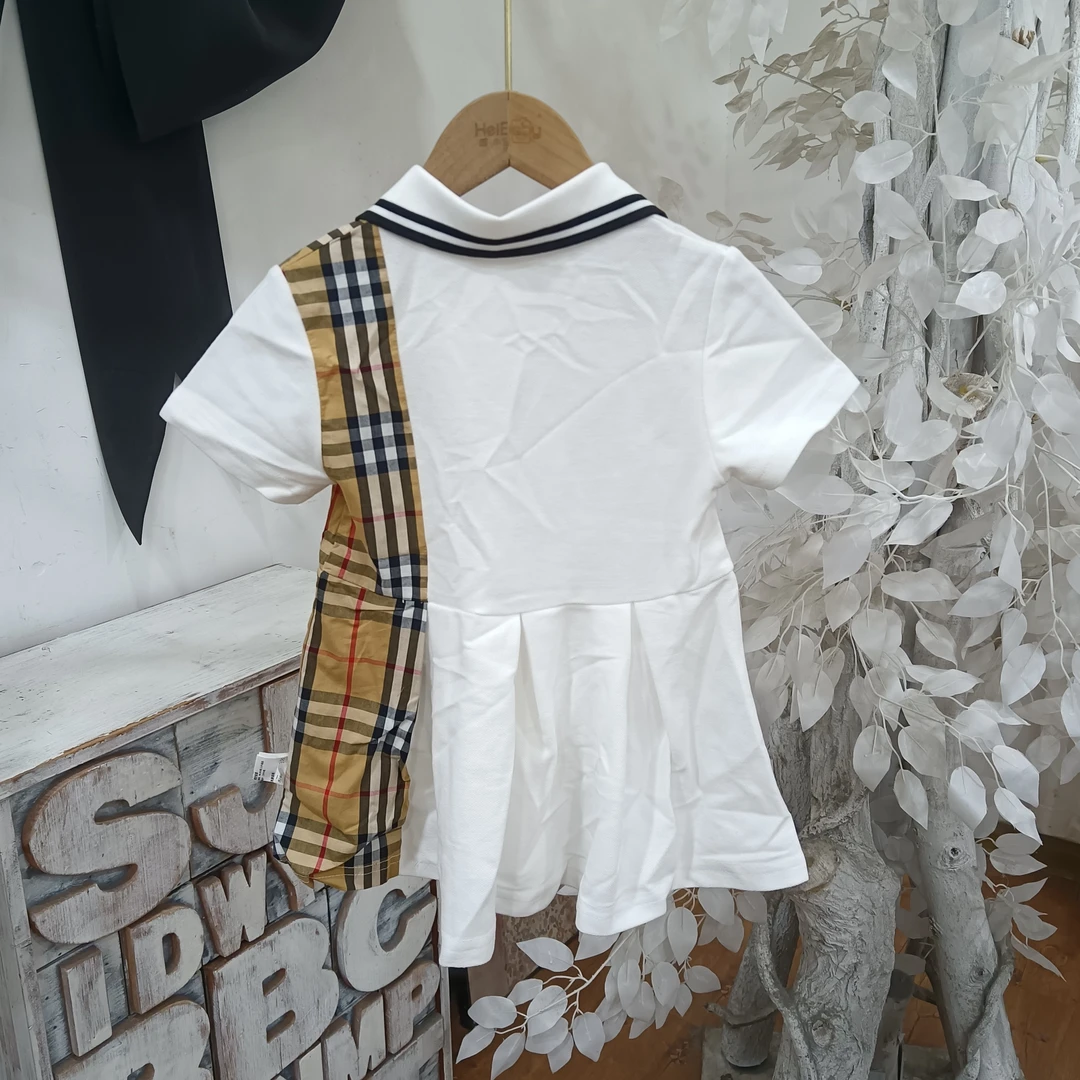 R398白色休闲连衣裙