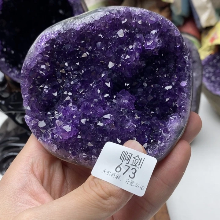 不***期紫晶大型摆件（非配饰）未镶嵌