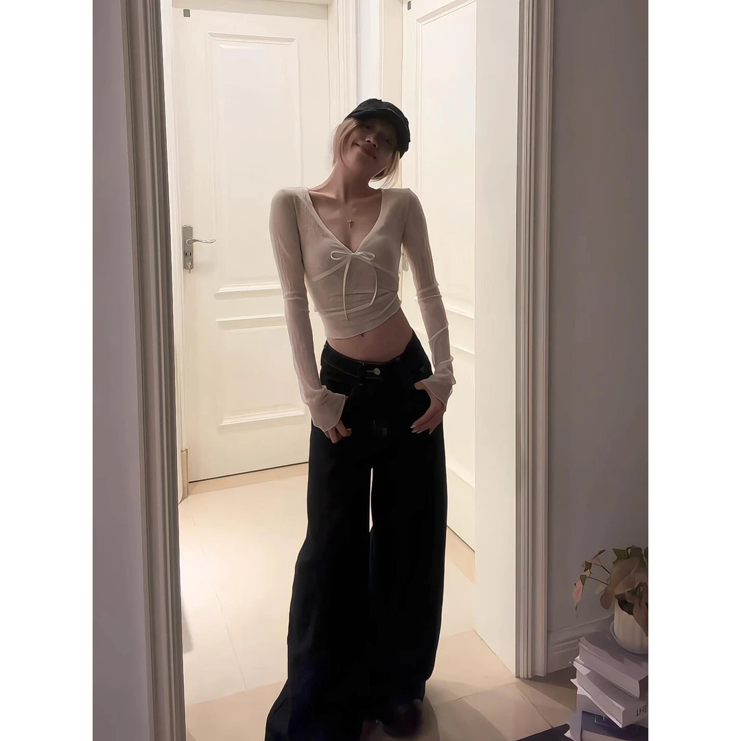 【现货】美式辣妹v领系带长袖t恤女秋季高级肌理感修身显瘦打底上衣