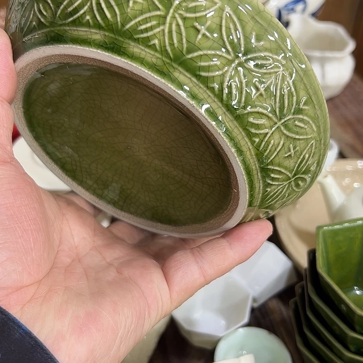 微瑕……………………………………