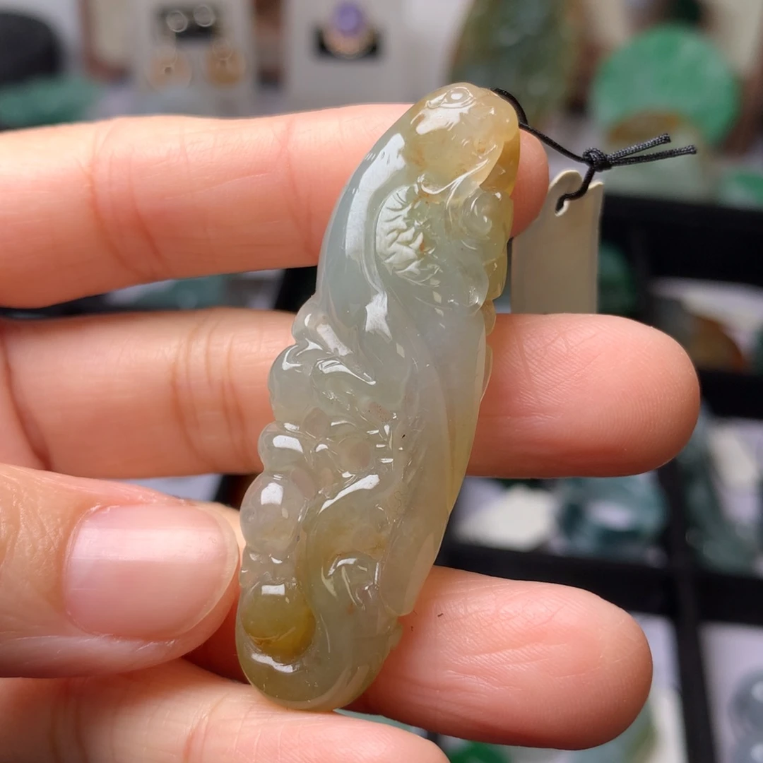 定制翡翠未镶嵌翡翠