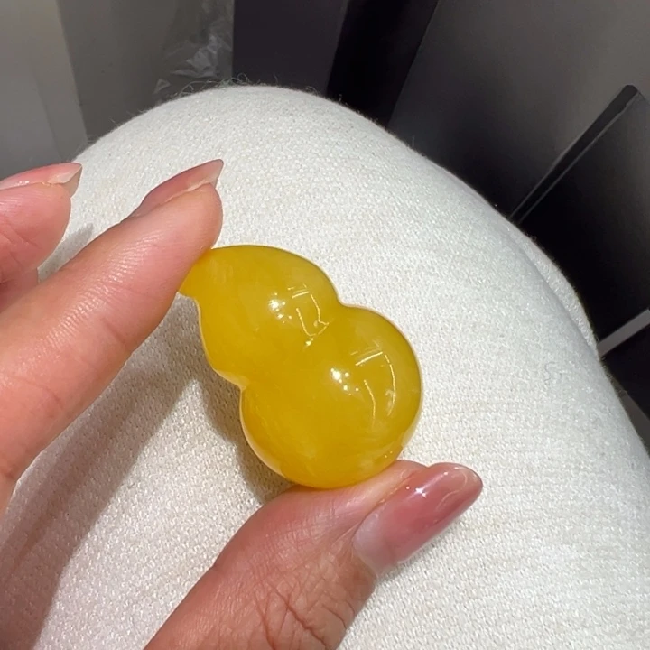 路***干蜜蜡未镶嵌吊坠(赠链)天然蜜蜡俄料鸡油黄葫芦吊坠