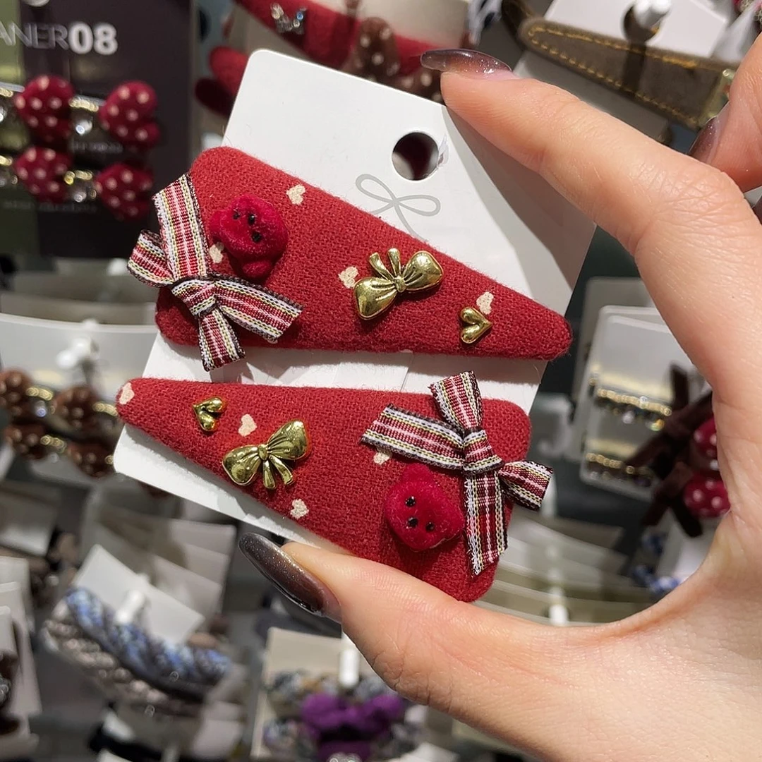 非金属大三角红小熊