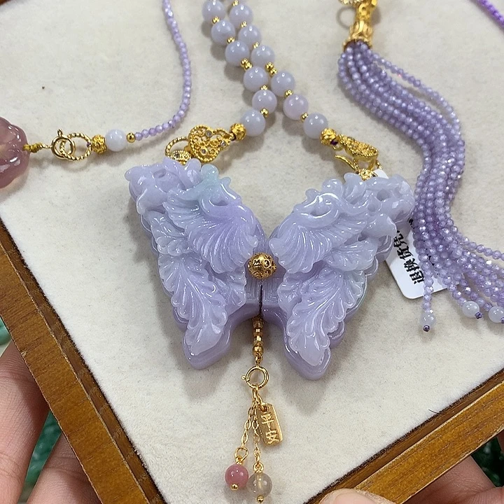 翡翠未镶嵌颈饰翡翠吊坠