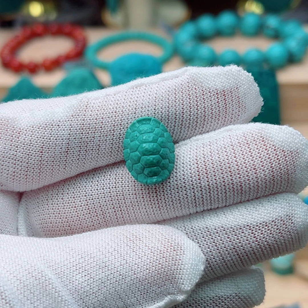 未镶嵌绿松石珠宝奇石