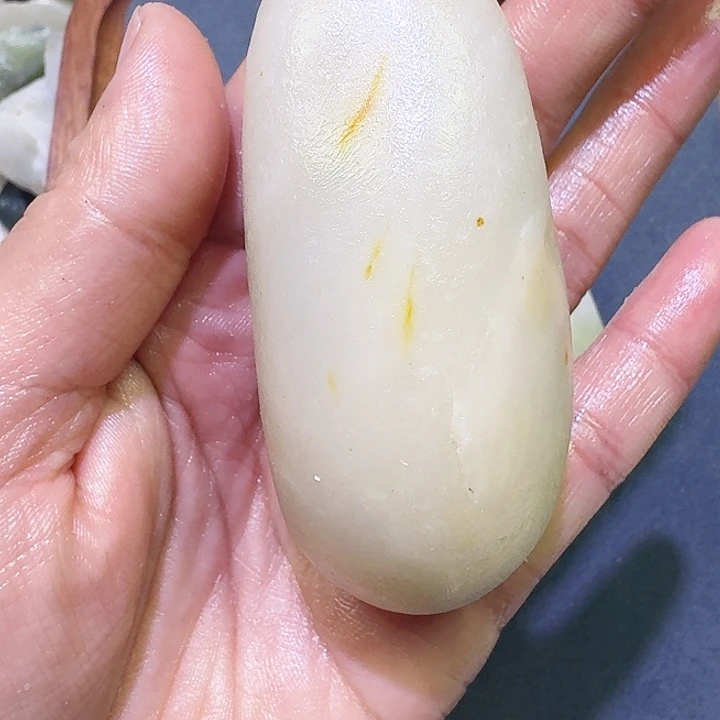 合***異和田玉（糖玉）未镶嵌挂件