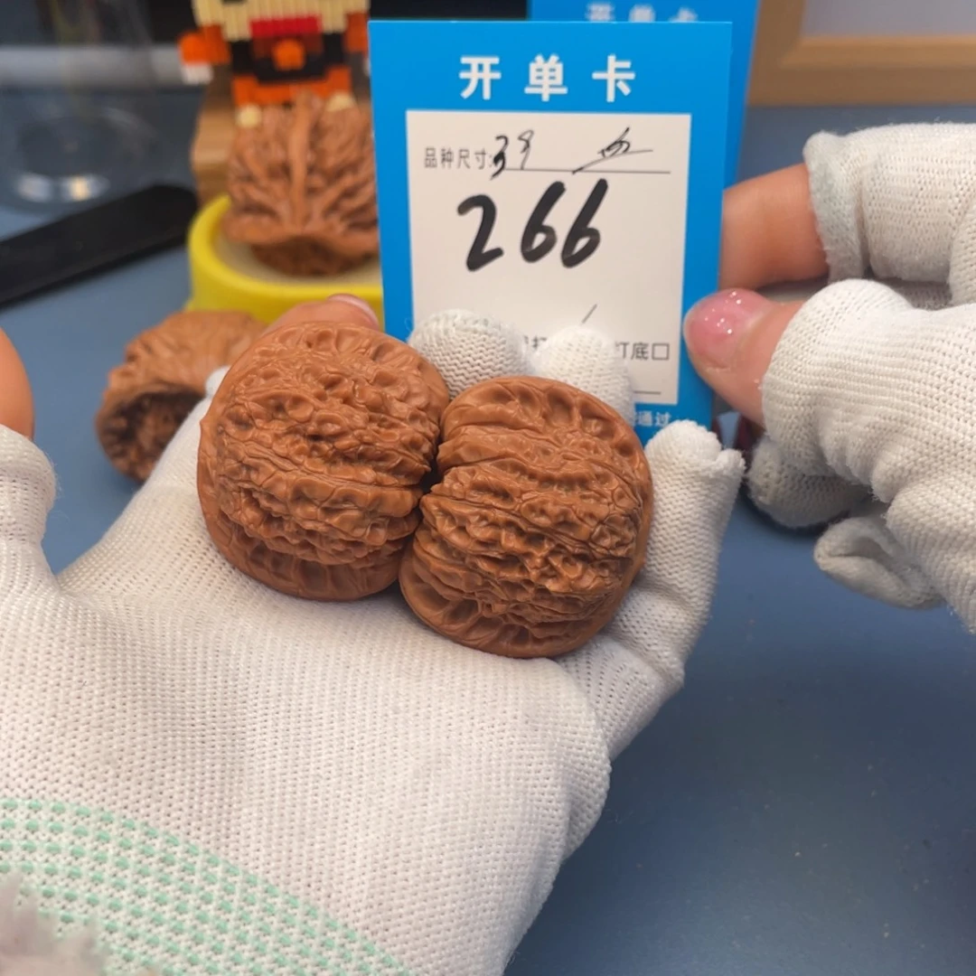 吊坠桃核文玩核桃