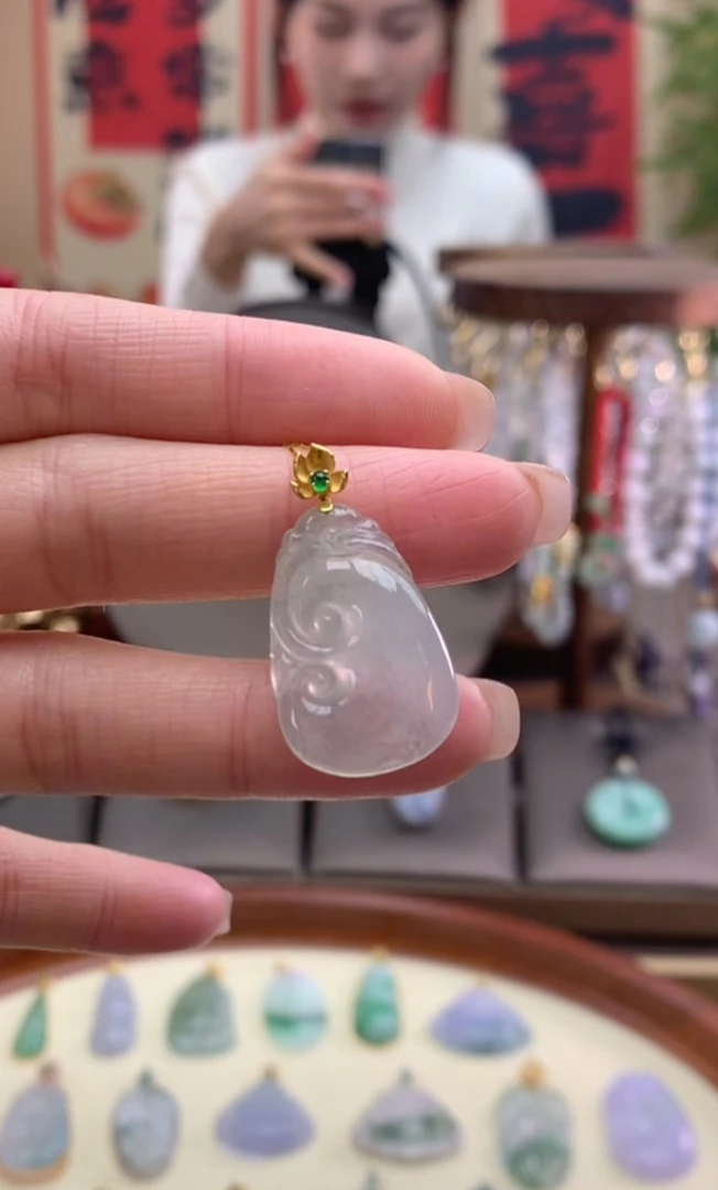 天然缅甸A货吊坠