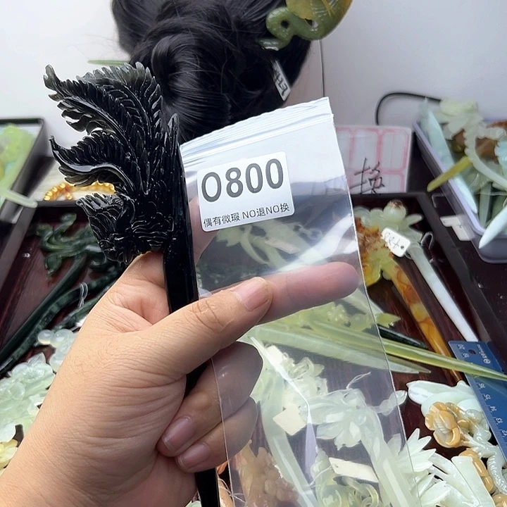 蛇纹石玉合金发饰冰*娃