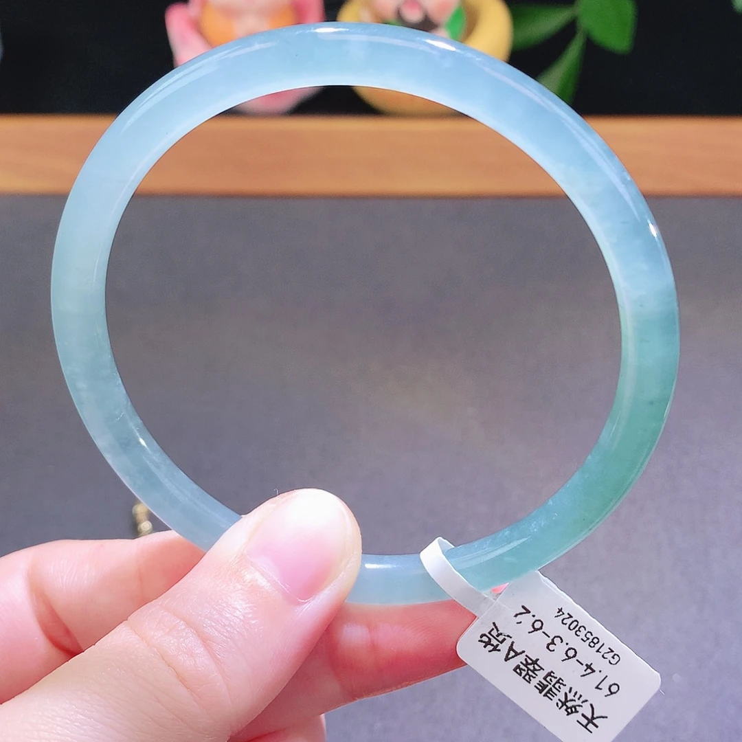 翡翠未镶嵌手镯天然翡翠