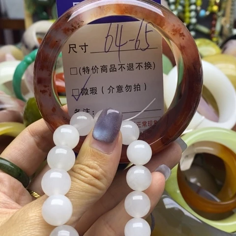 未镶嵌手镯石英质玉