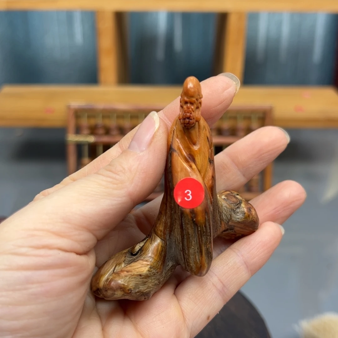 大***鹰木崖柏木摆件手把件，