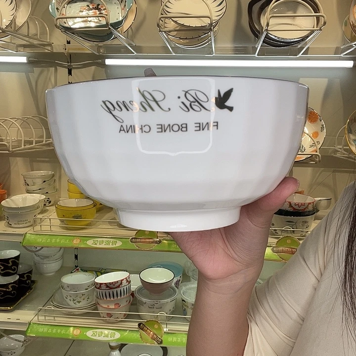 小鸟碗大面碗15块钱