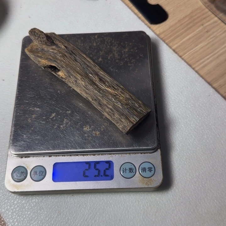 木遥*油叶子无事牌25克