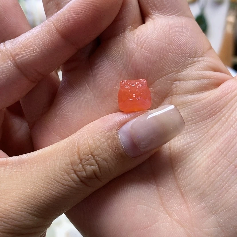 【闪购商品】南红玛瑙未镶嵌颈饰?**魚