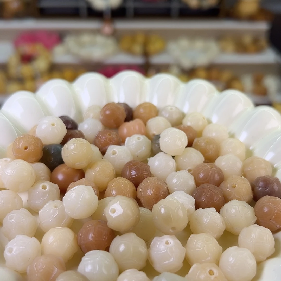 菩提根/象牙果吊坠微瑕多宝莲花50颗