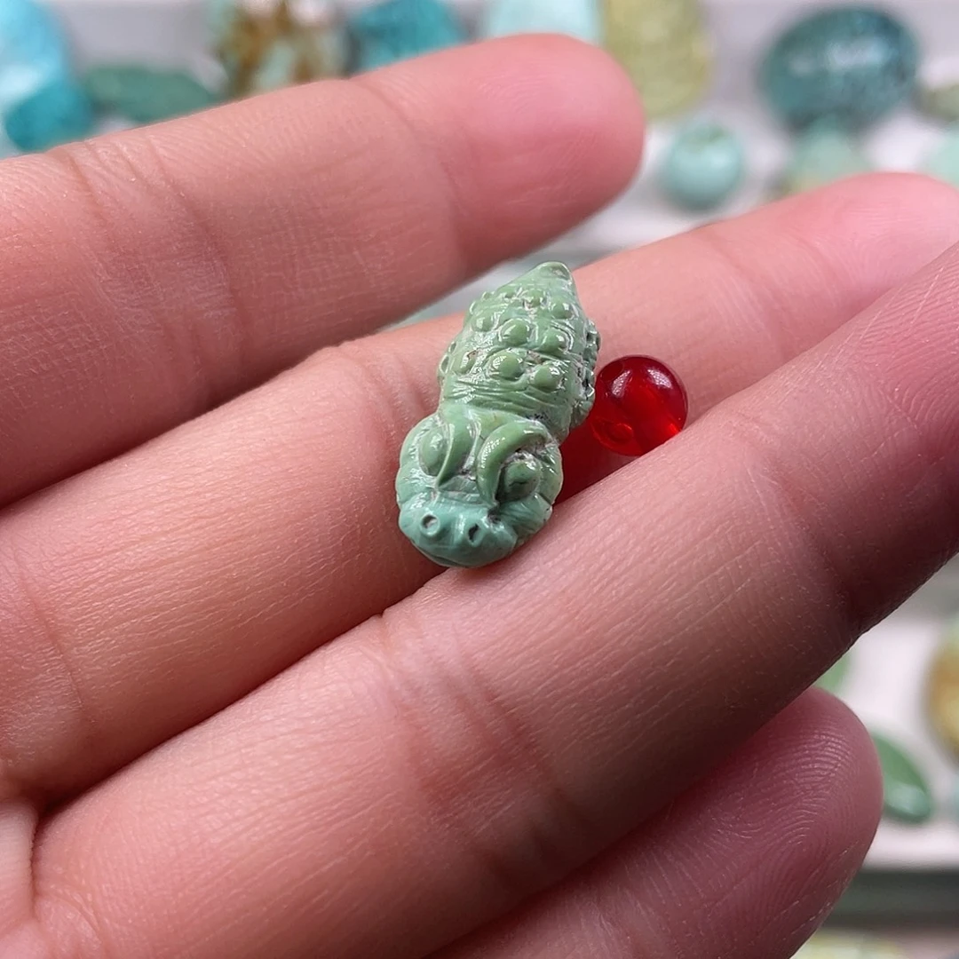 南红玛瑙未镶嵌颈饰