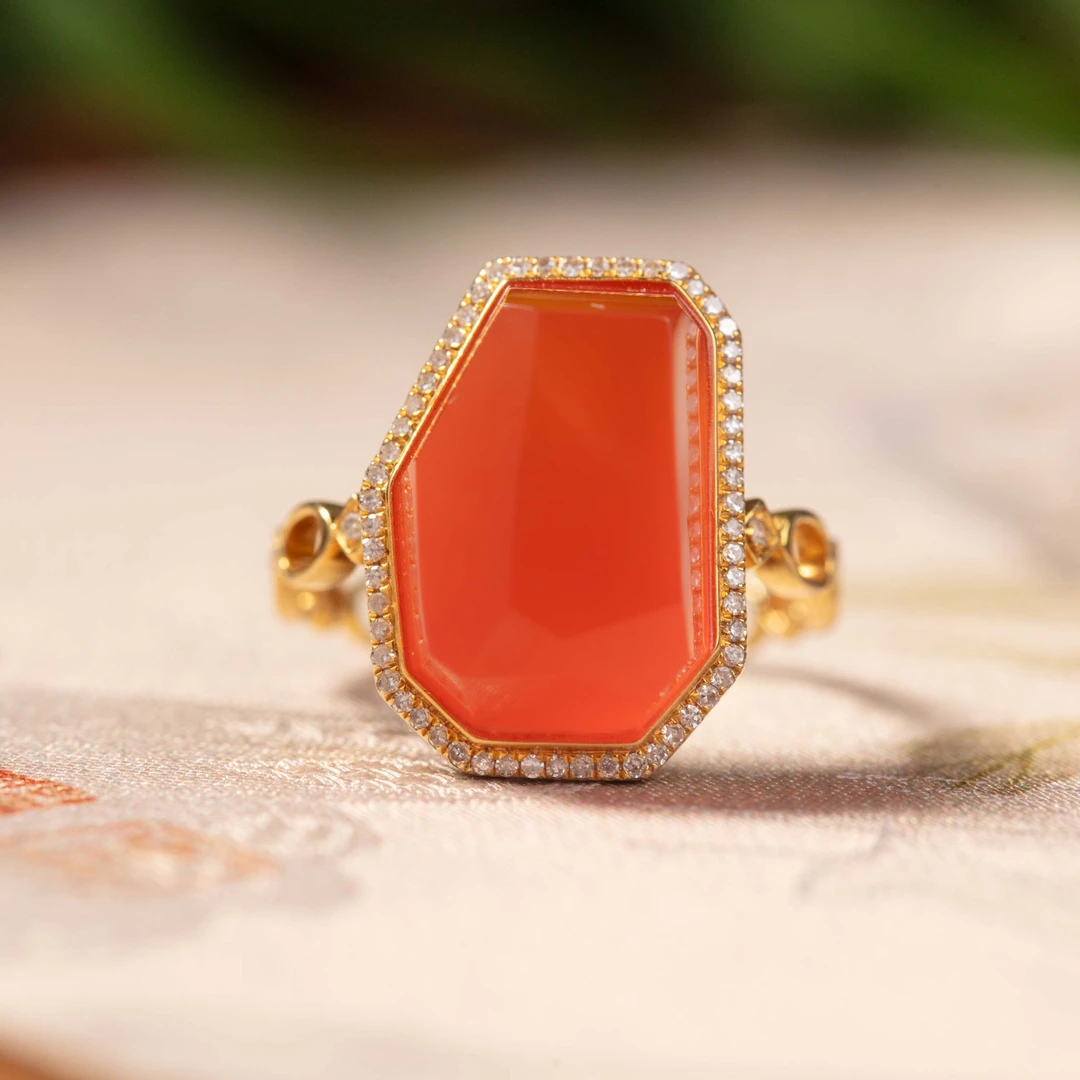 南红玛瑙冰红随形戒指多样性发一约14*10mm#B1591820