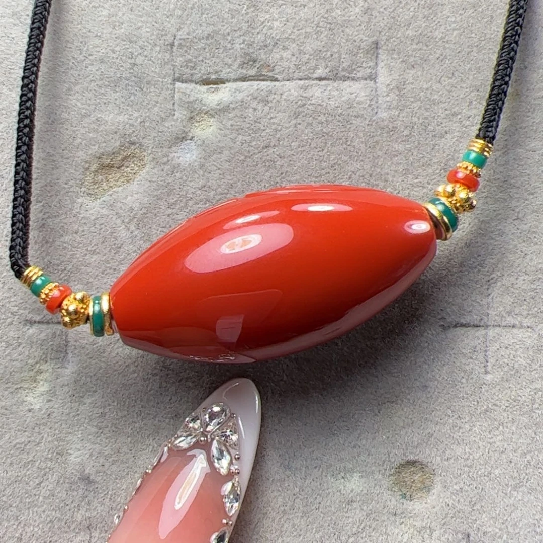 南红玛瑙18K金镶嵌大水沟乐子