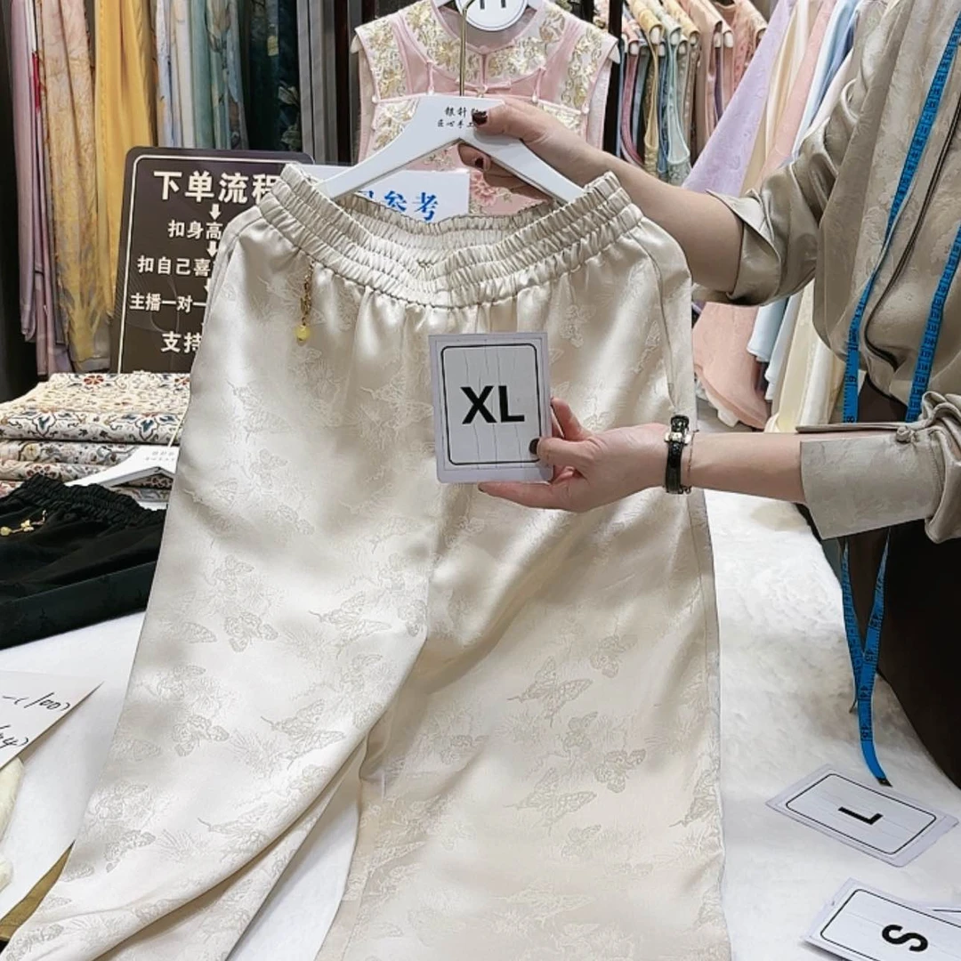 【闪购商品】L****a苏绣等艺术品的收藏和收藏