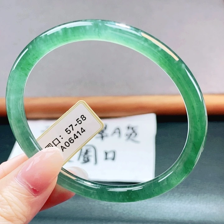 翡翠未镶嵌手镯翡翠手镯71