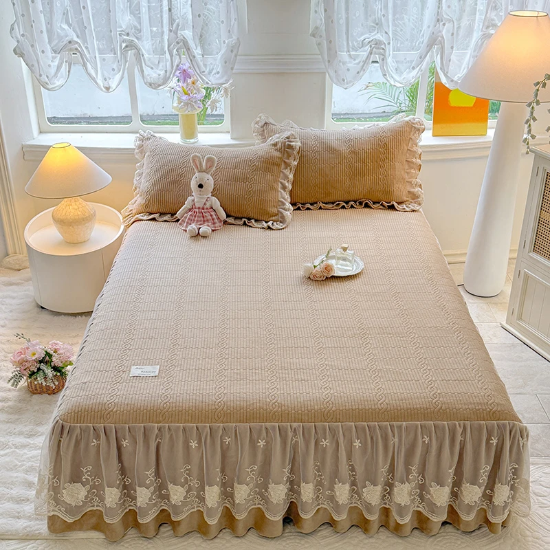 牛奶绒床裙夹棉冬季加厚水晶短毛绒床罩防滑床单剪花雕花蕾丝花边