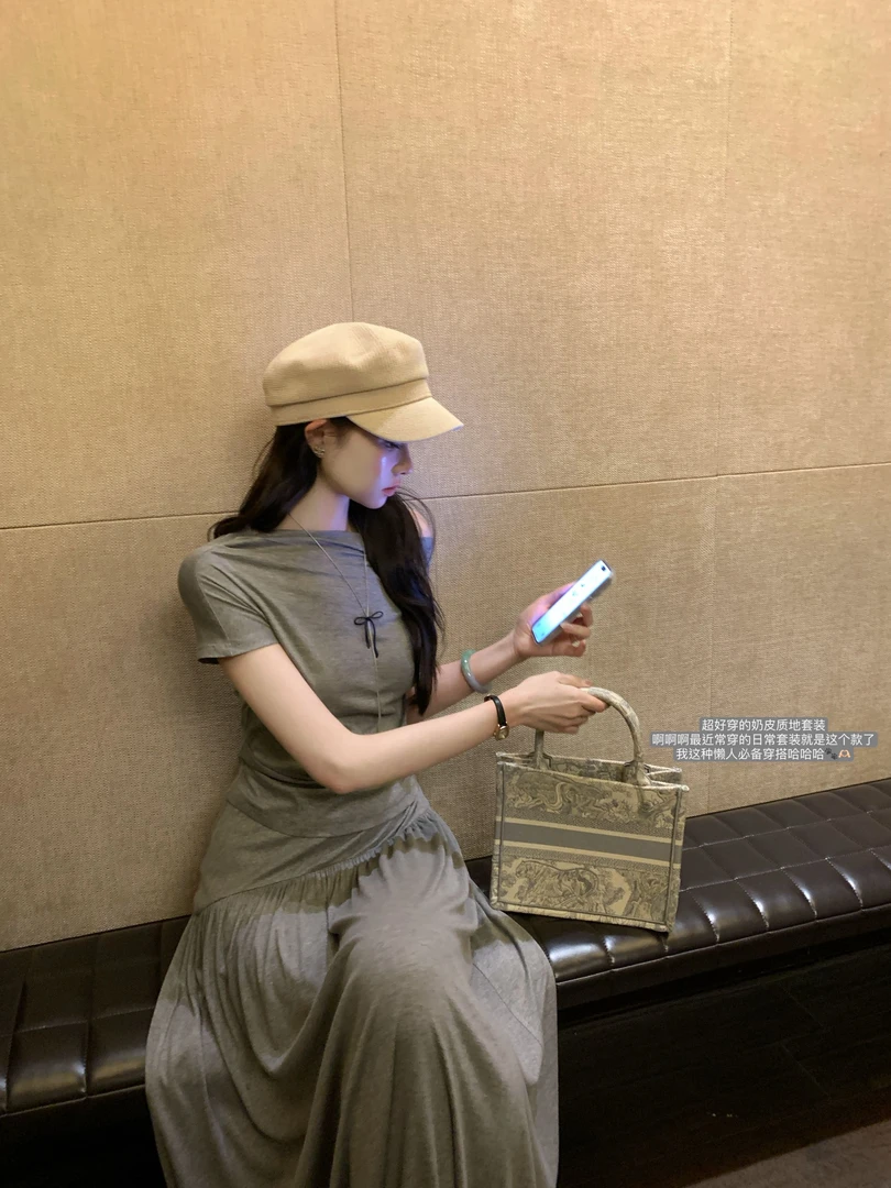 EIA一尧【雕塑系美学】慵懒松弛气质上衣+半裙女显瘦日常韩系套装夏